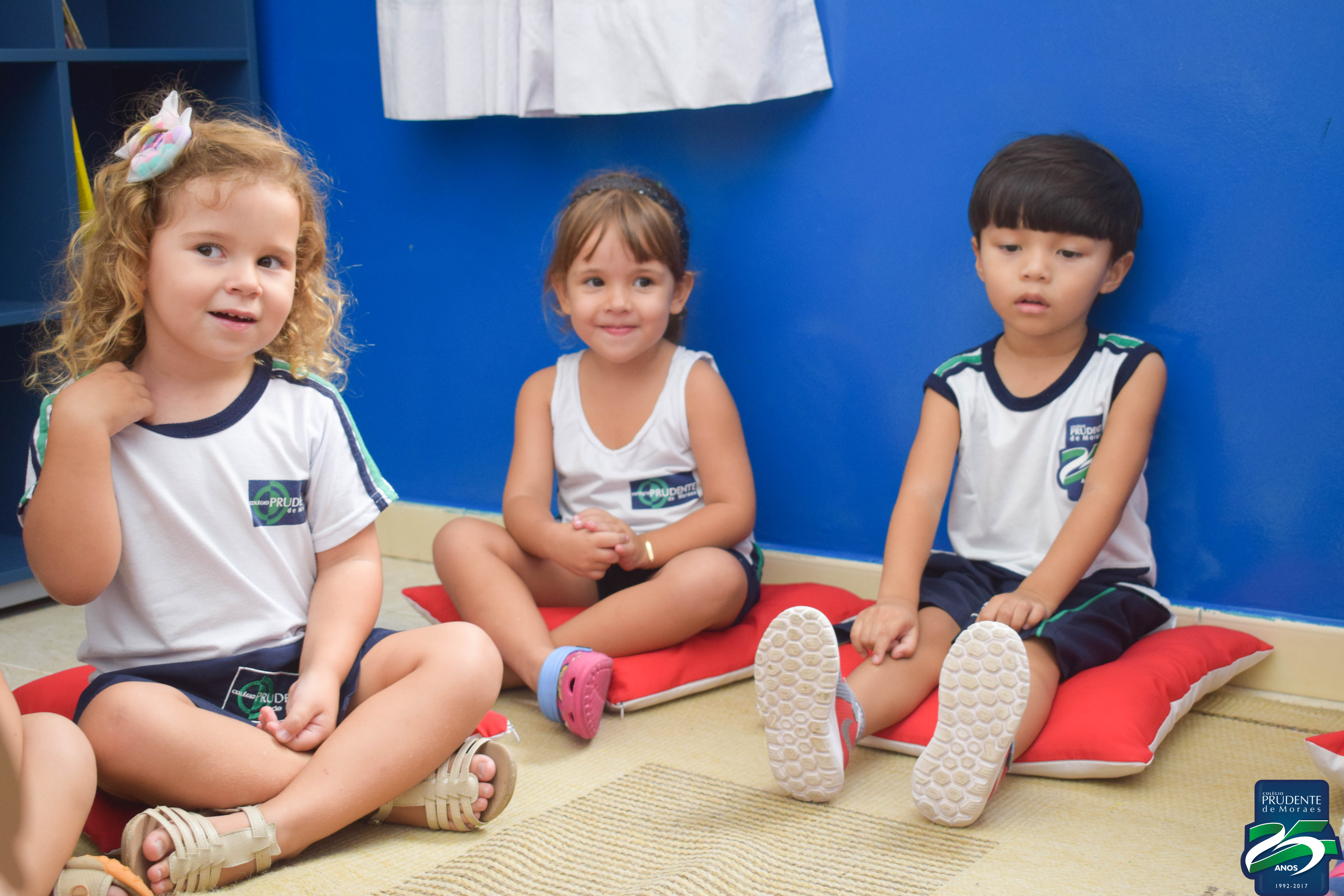 G1 e G2 - Tarde: Mamãe Érica contou a história do Gato Xadrez - Escola  Recrearte - Uma escola com a sua cara